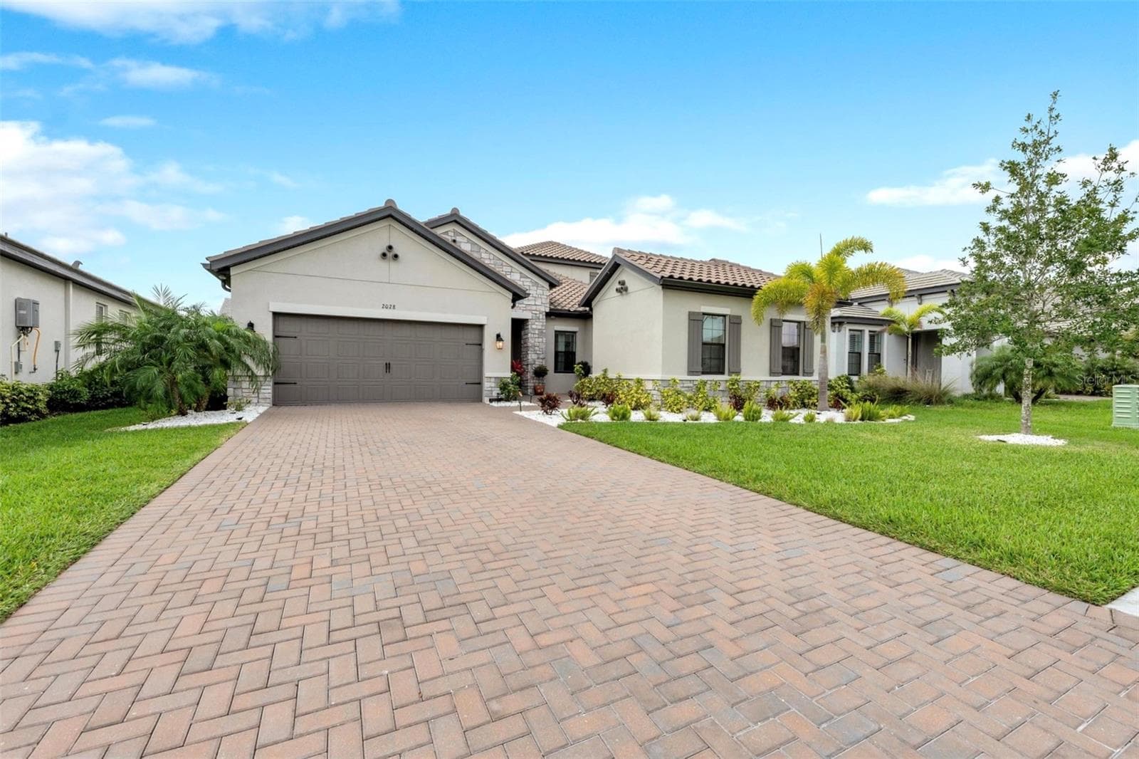 2028 Woodleaf Hammock CT photo 2