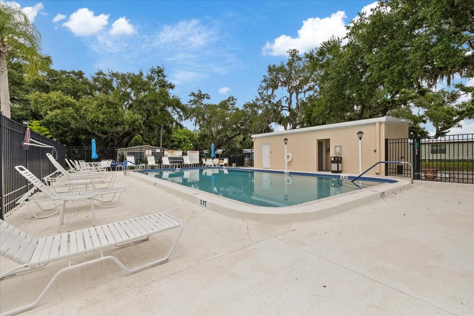 3405 Florence Dr photo 3