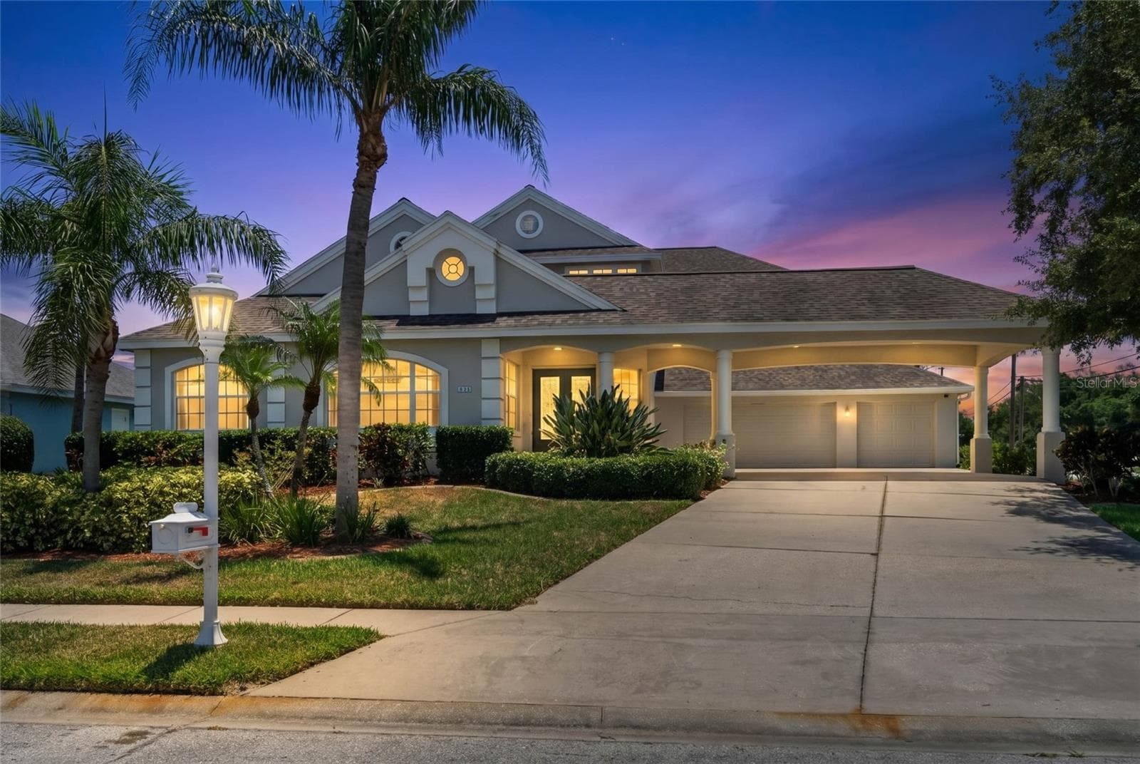 4306 Barracuda Dr photo 3
