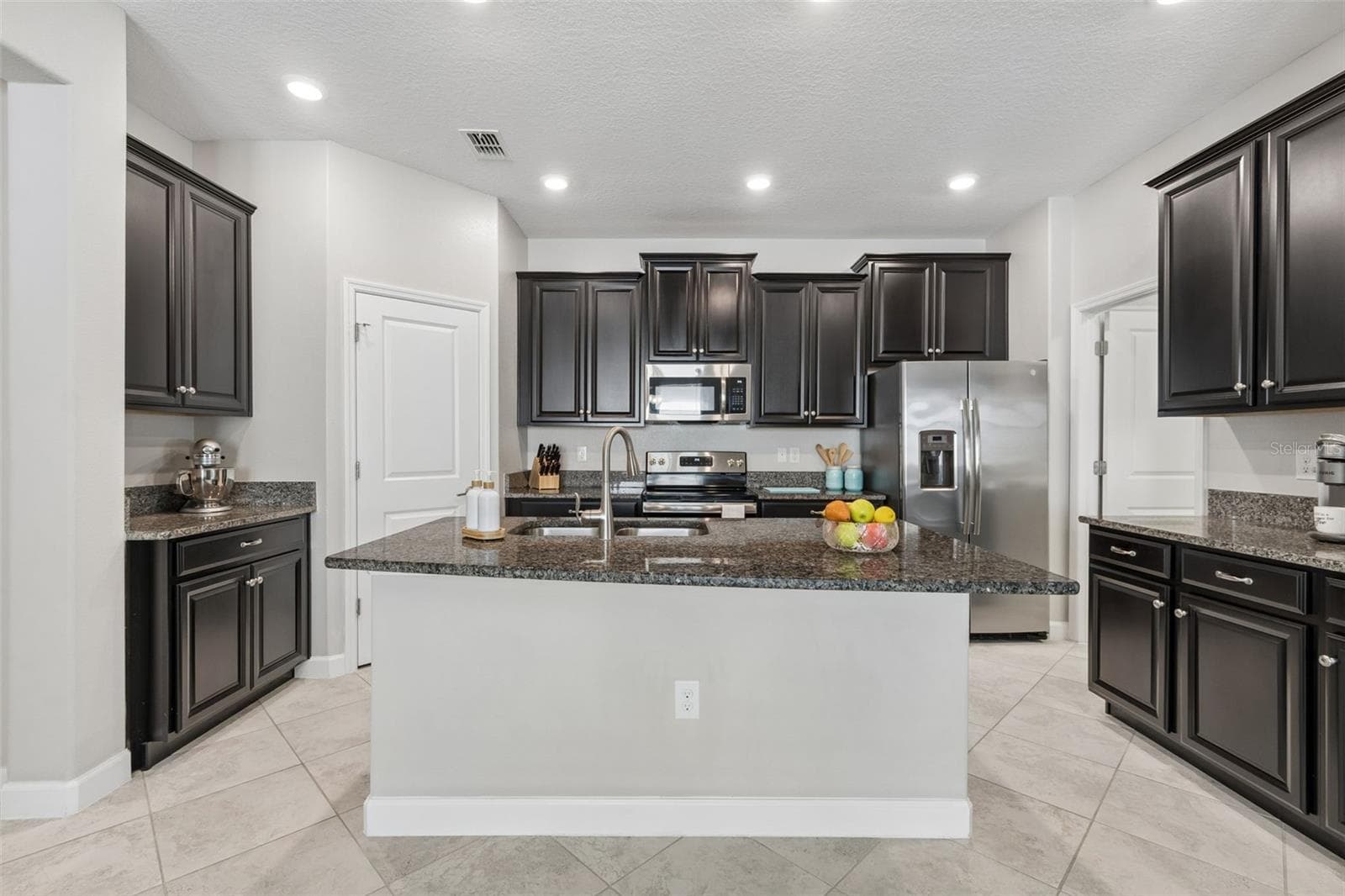 9908 Sage Creek Dr photo 3
