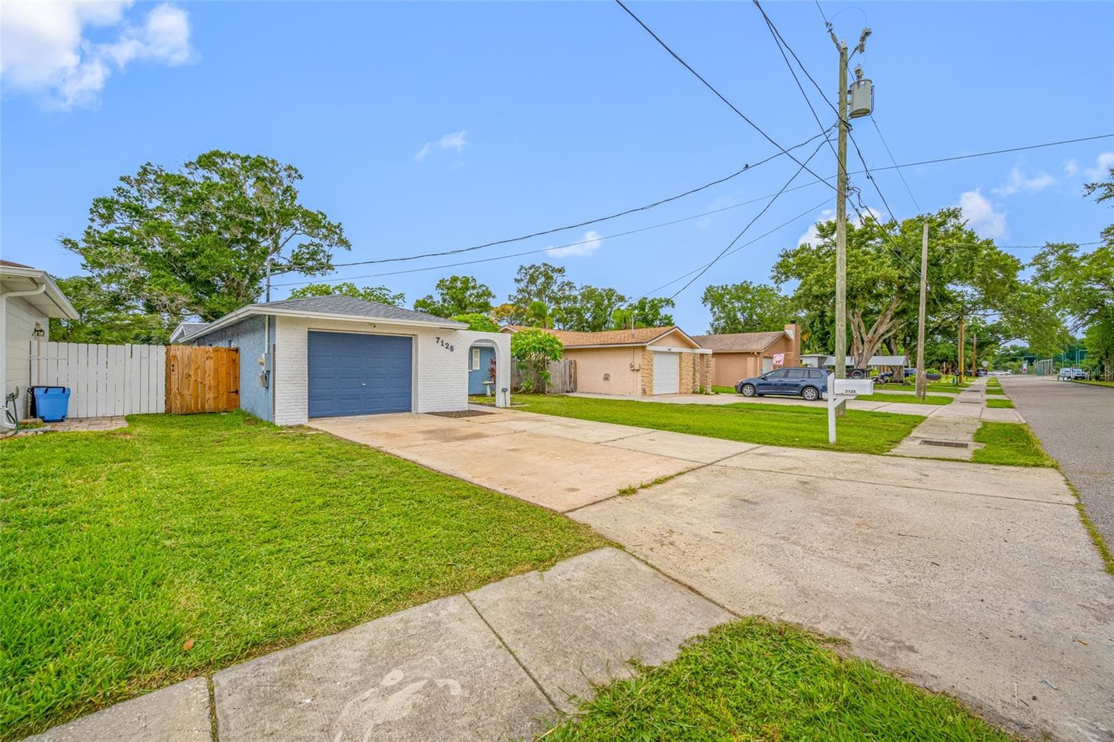 7128 64th Way N photo 2