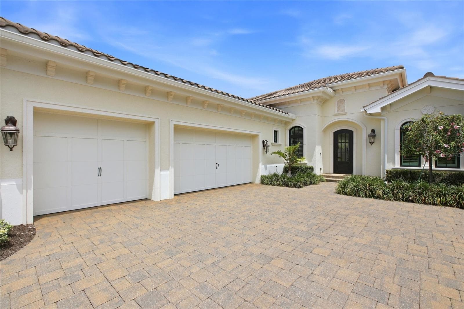 7908 Matera CT photo 5