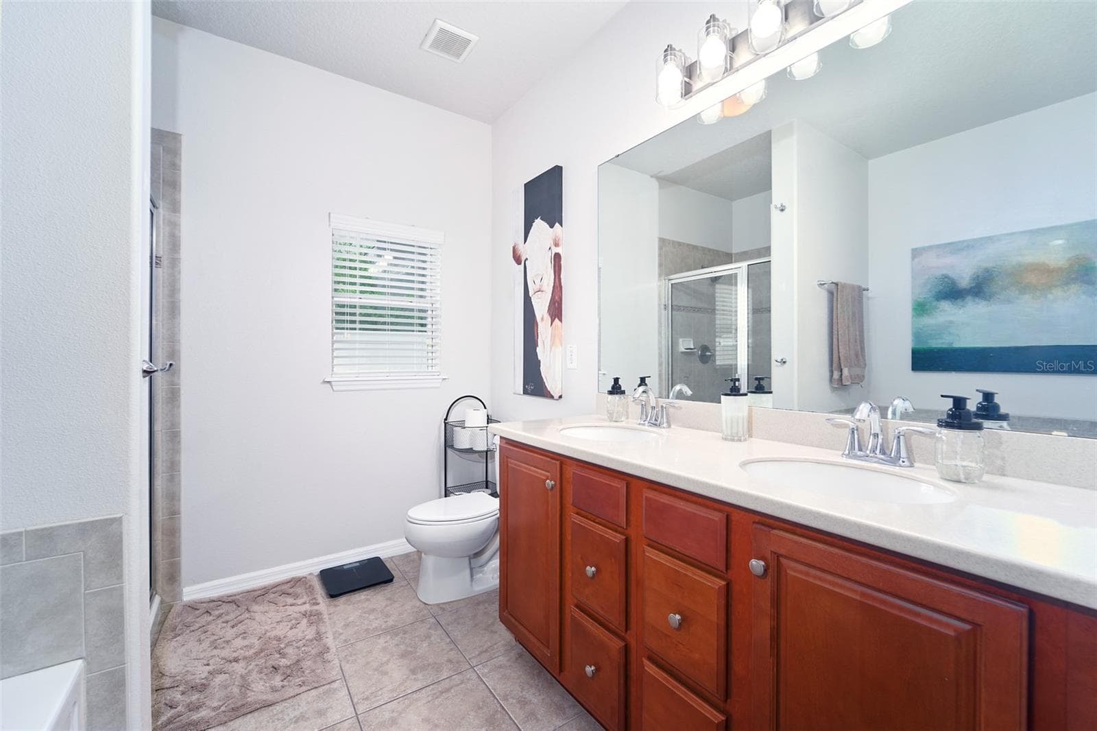 2802 Winglewood Cir photo 5