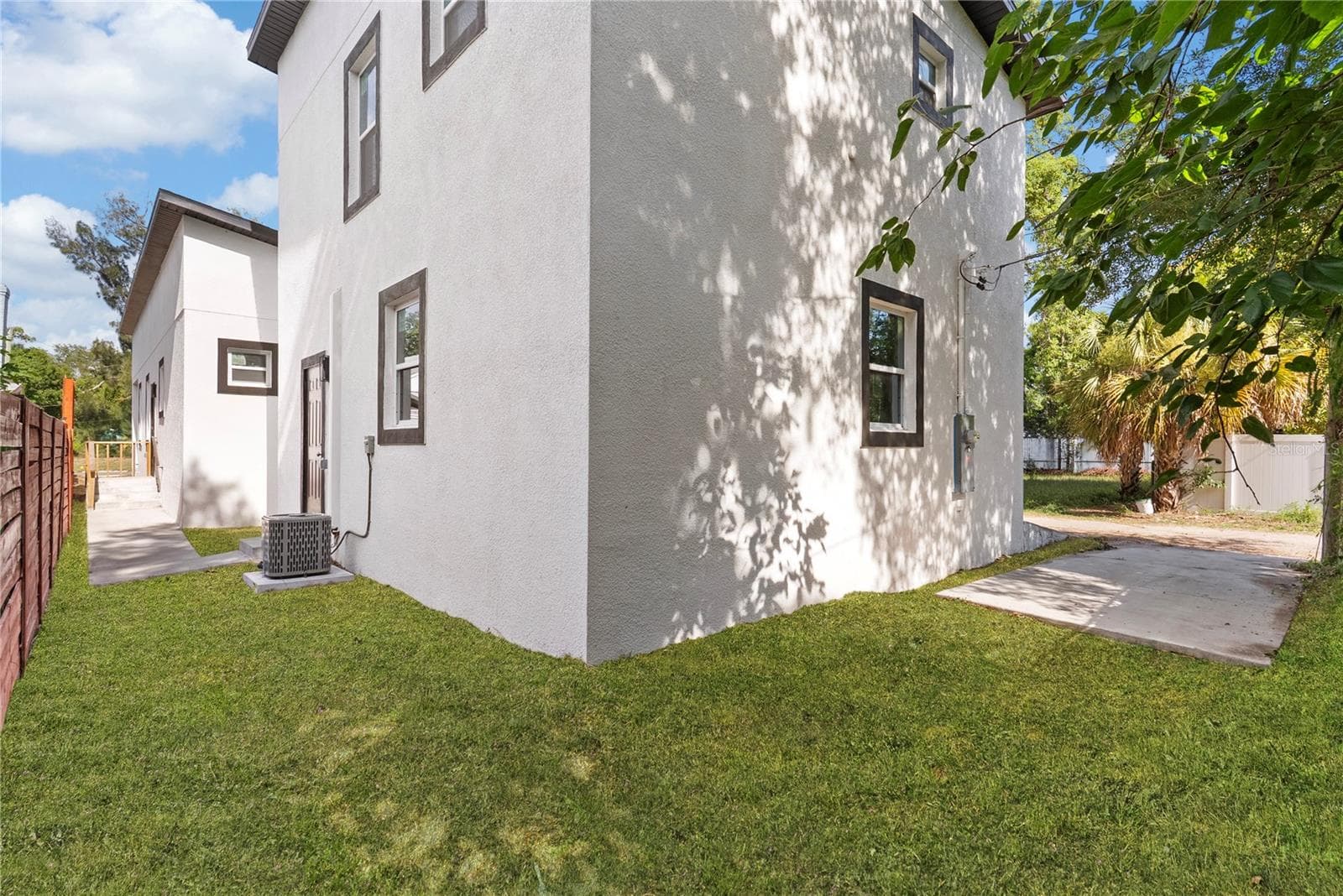 1421 35th St S photo 4