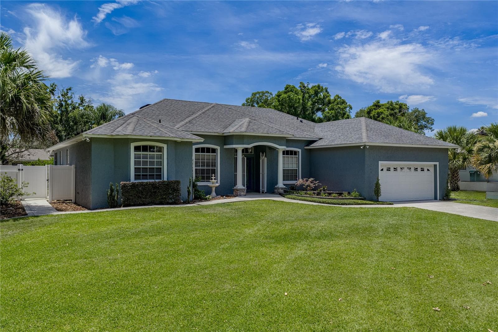 1113 Sugartree Dr N photo 4