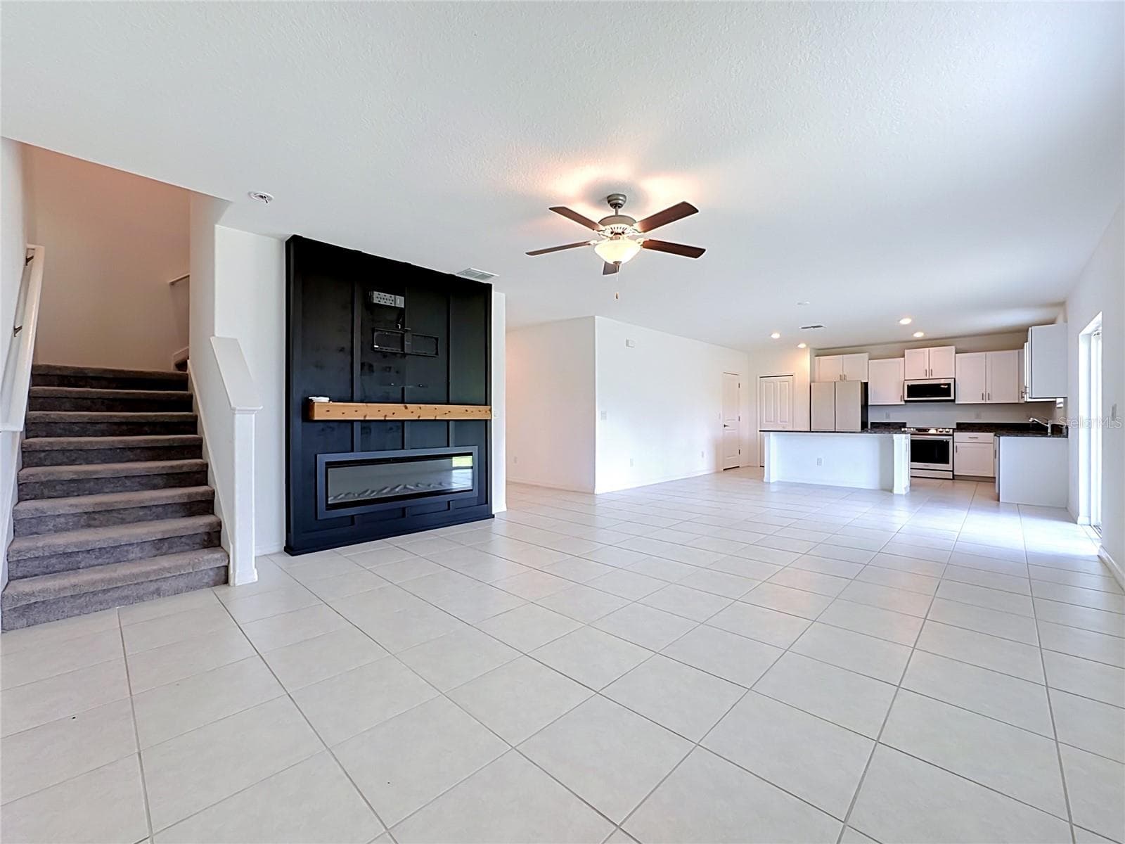 2739 Red Egret Dr photo 4