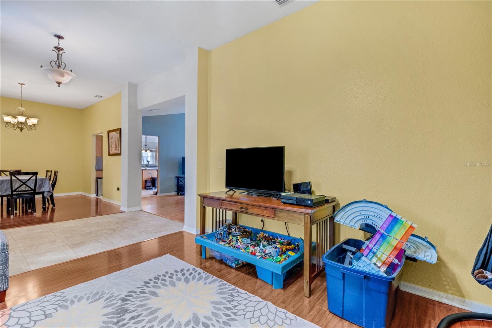 8722 Fort Socrum Village Pl photo 4