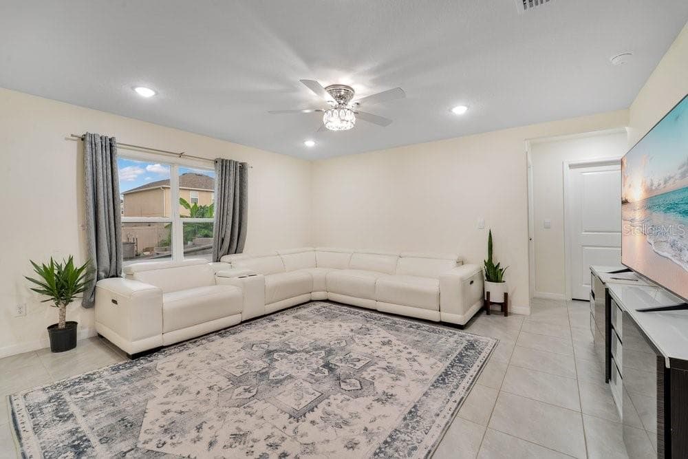 35704 Doveland Dr photo 5