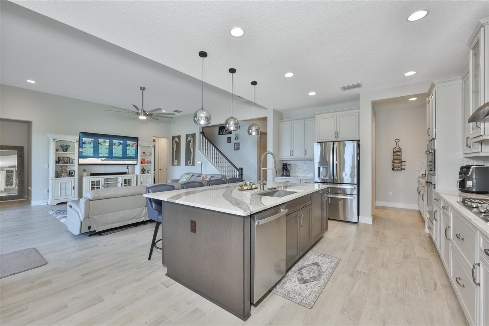 5379 Everlong Dr photo 4