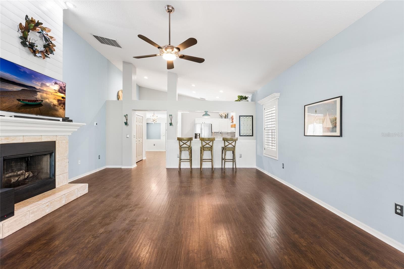 19218 Sea Mist Ln photo 2
