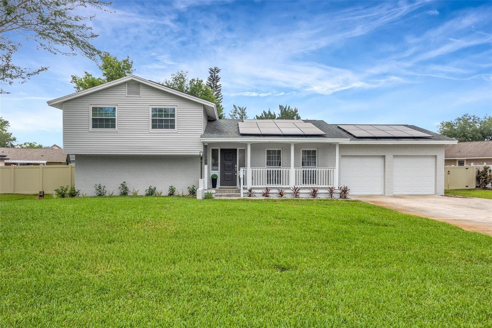 22369 Southshore Dr photo 4