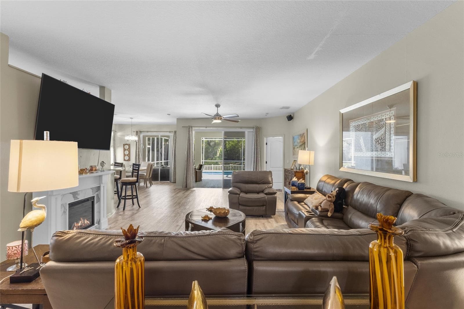 4527 Ferrys MILL Pl photo 4