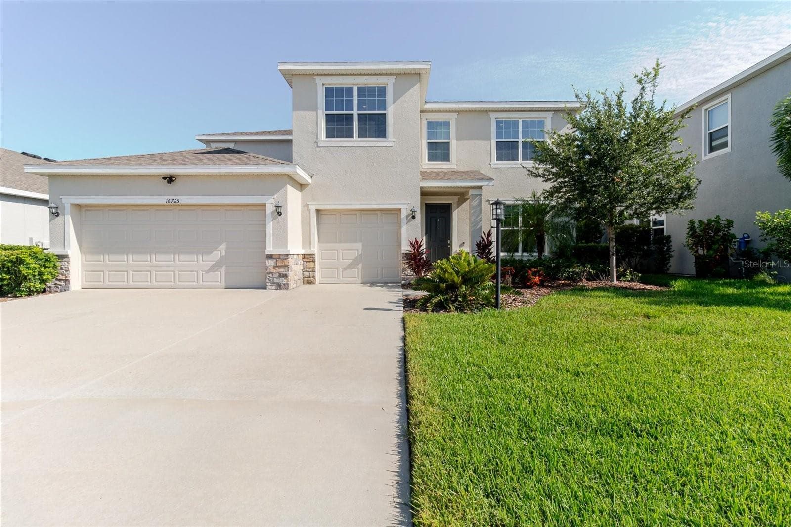 16725 Barnwood Pl photo 3