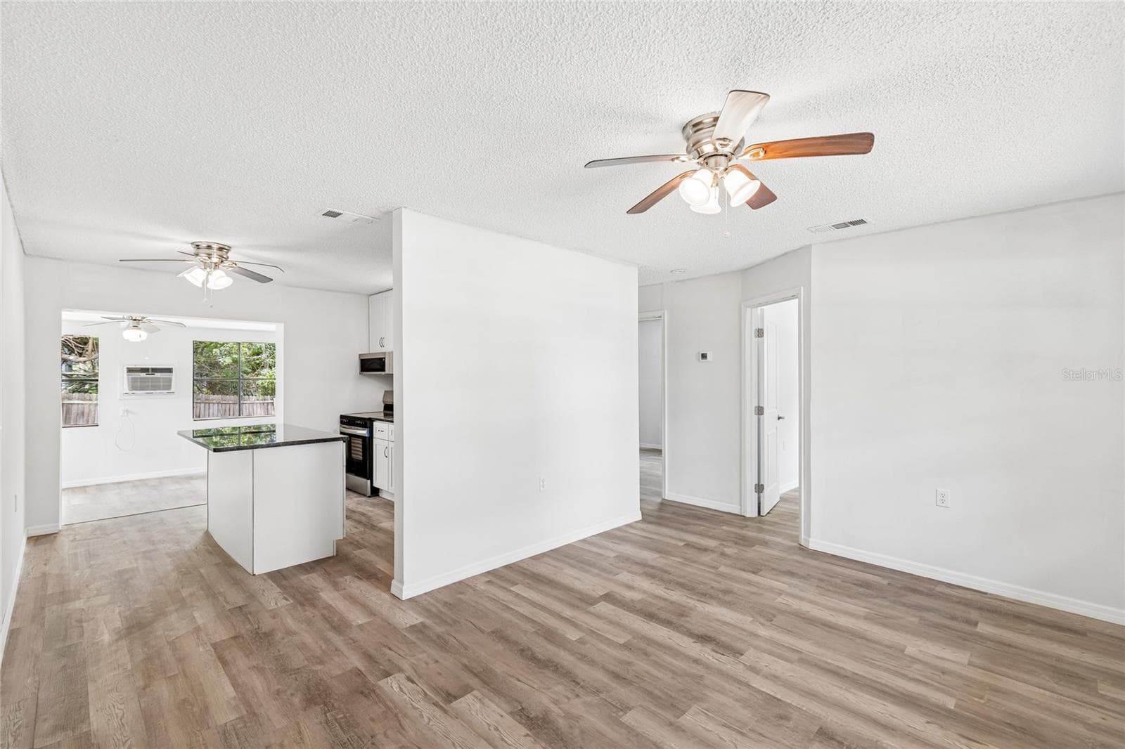 6826 Driftwood Dr photo 5