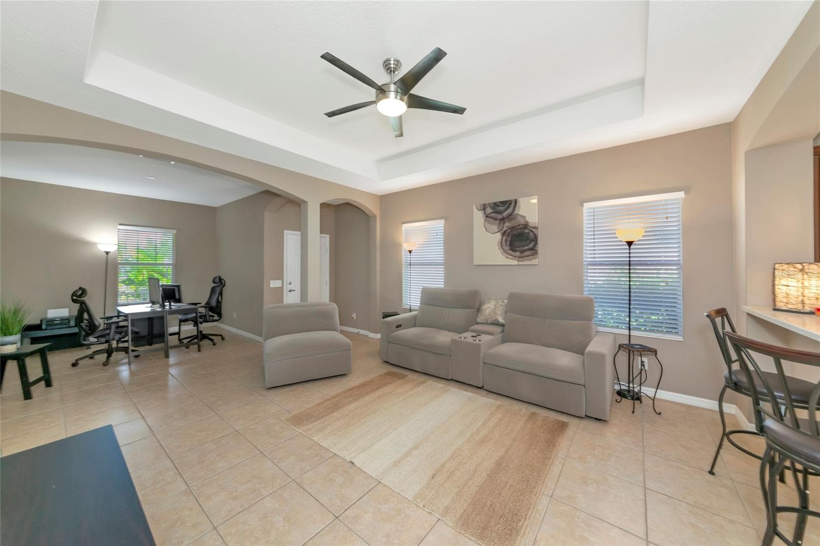 4930 Newport News Cir photo 4