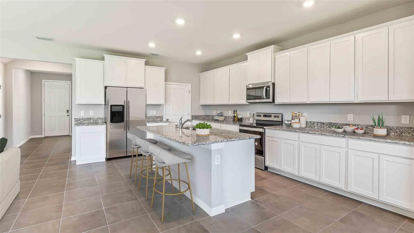 32661 Duluth Dr photo 3