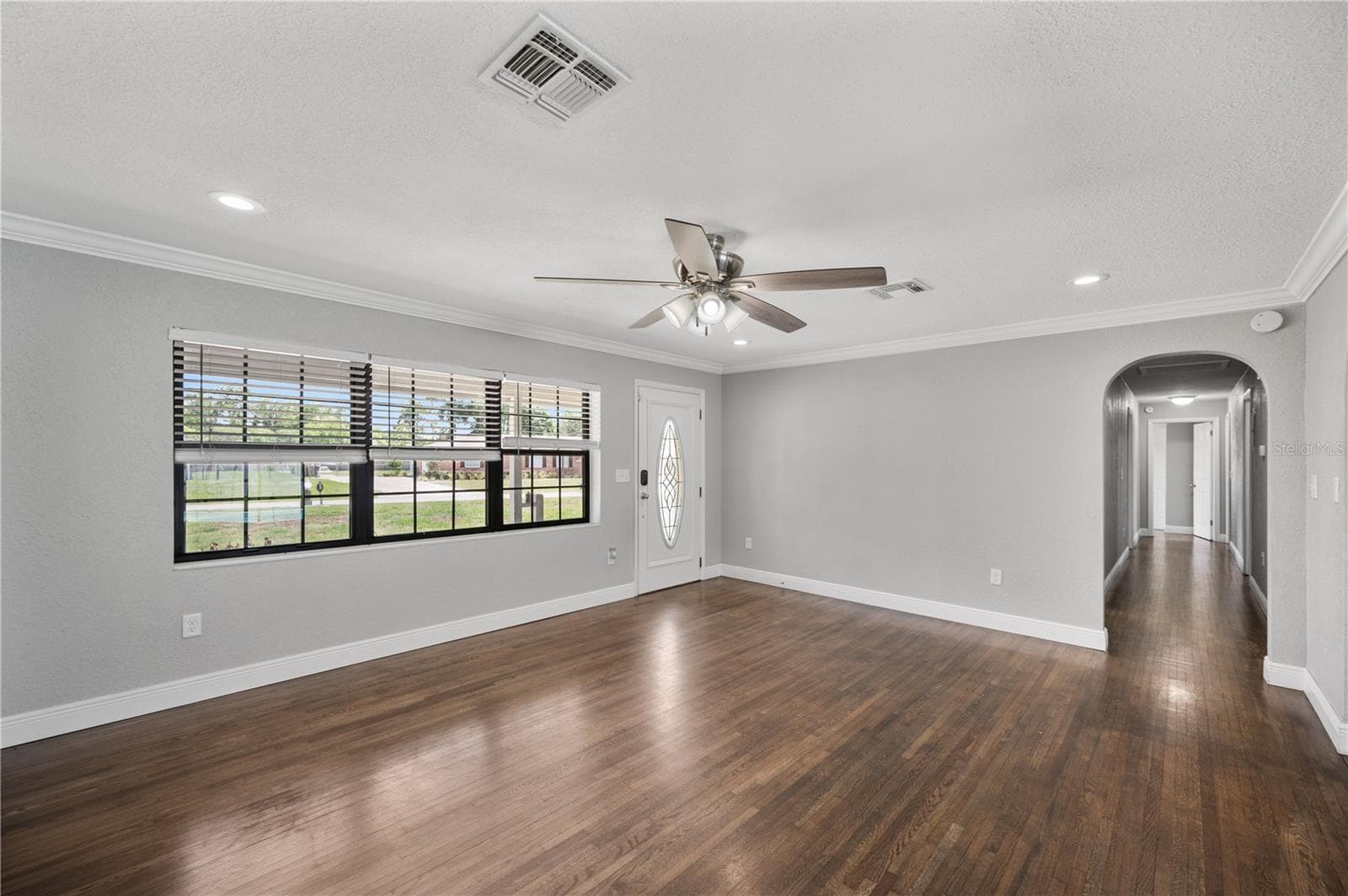 510 Windermere Dr photo 5