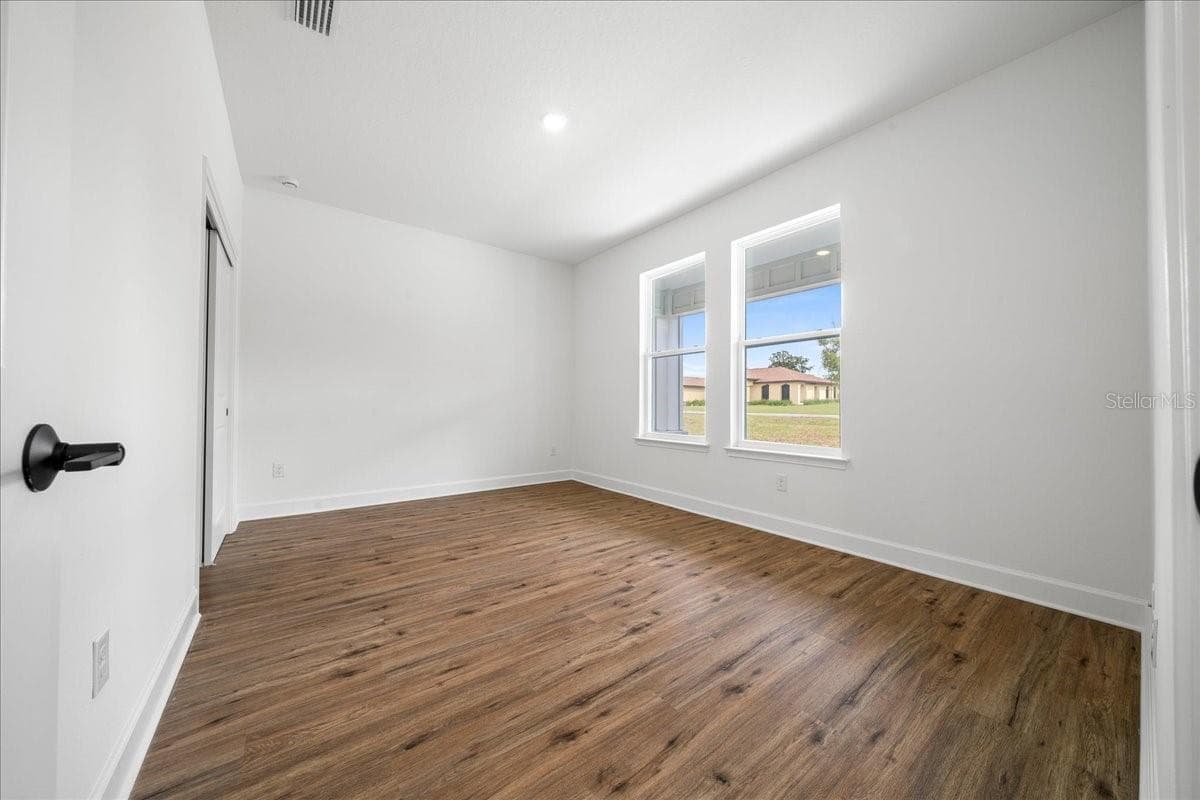 10325 Dotted Wren Ave photo 5