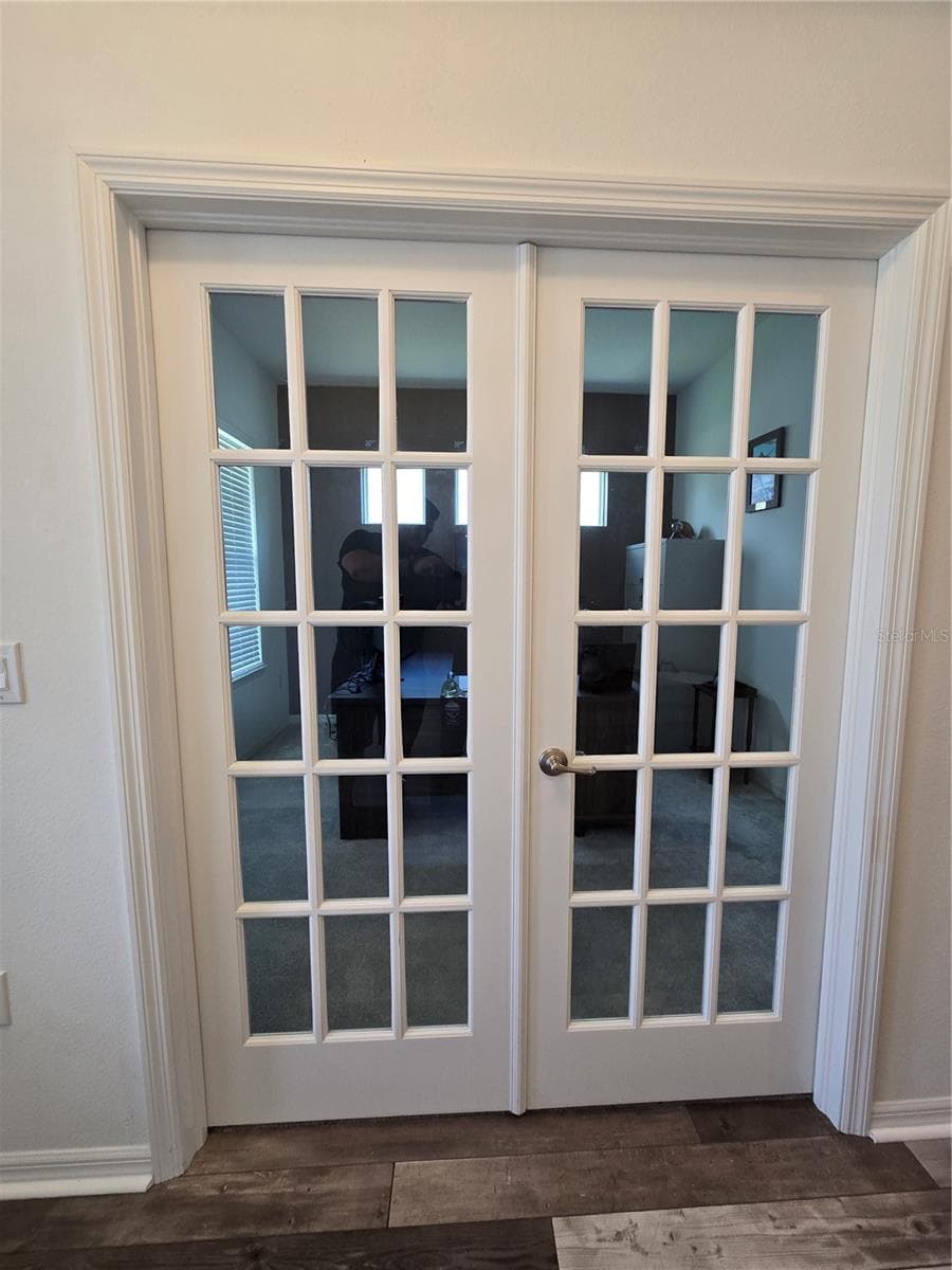 863 W Bayshore Dr photo 4
