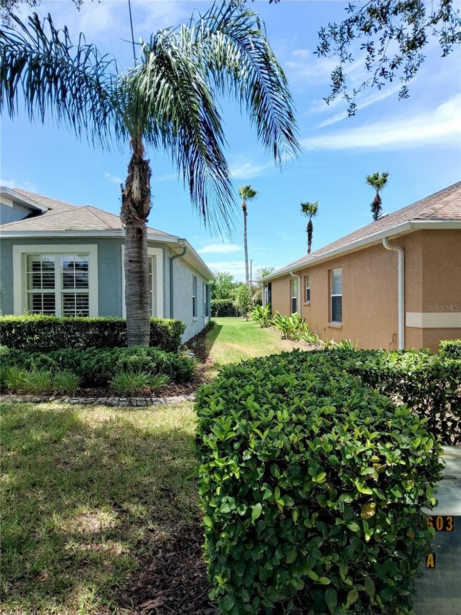 11731 Heritage Point Dr photo 3
