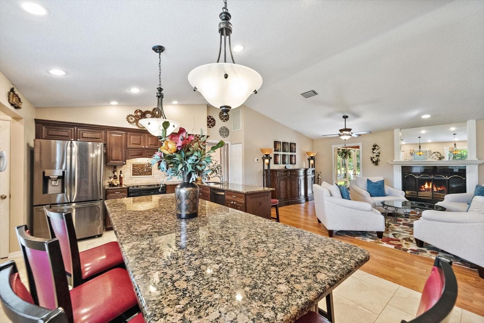 4352 Kingston Loop photo 4