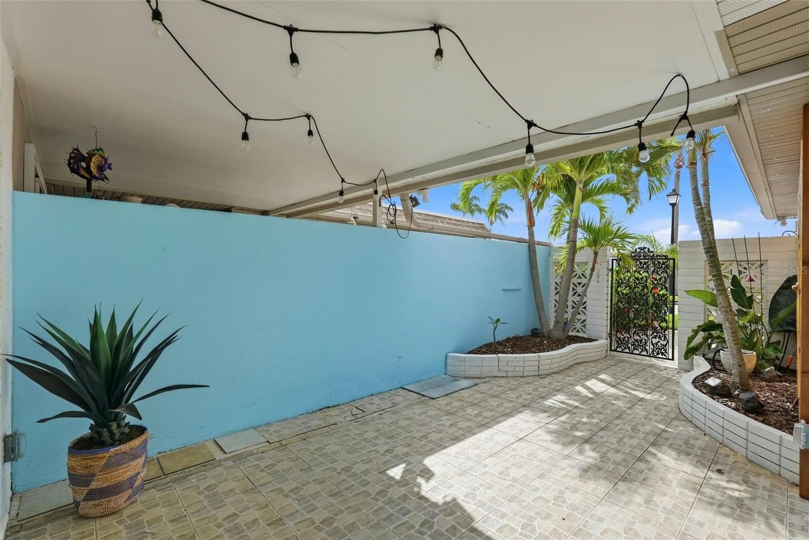 573 Boca Ciega Point Blvd N photo 5