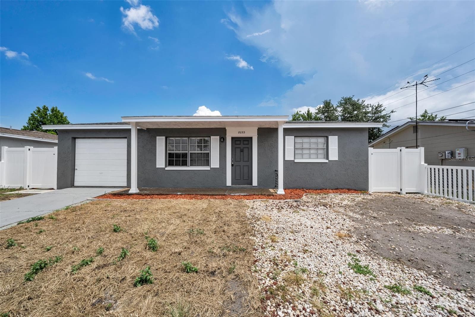 8053 Dedham Dr photo 4