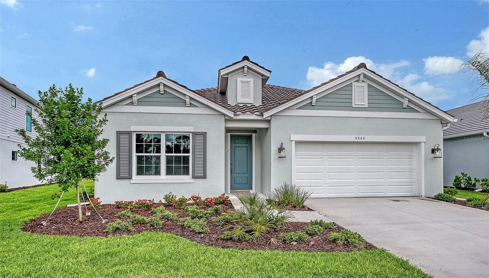 9940 Crystal Isles Cir photo 2