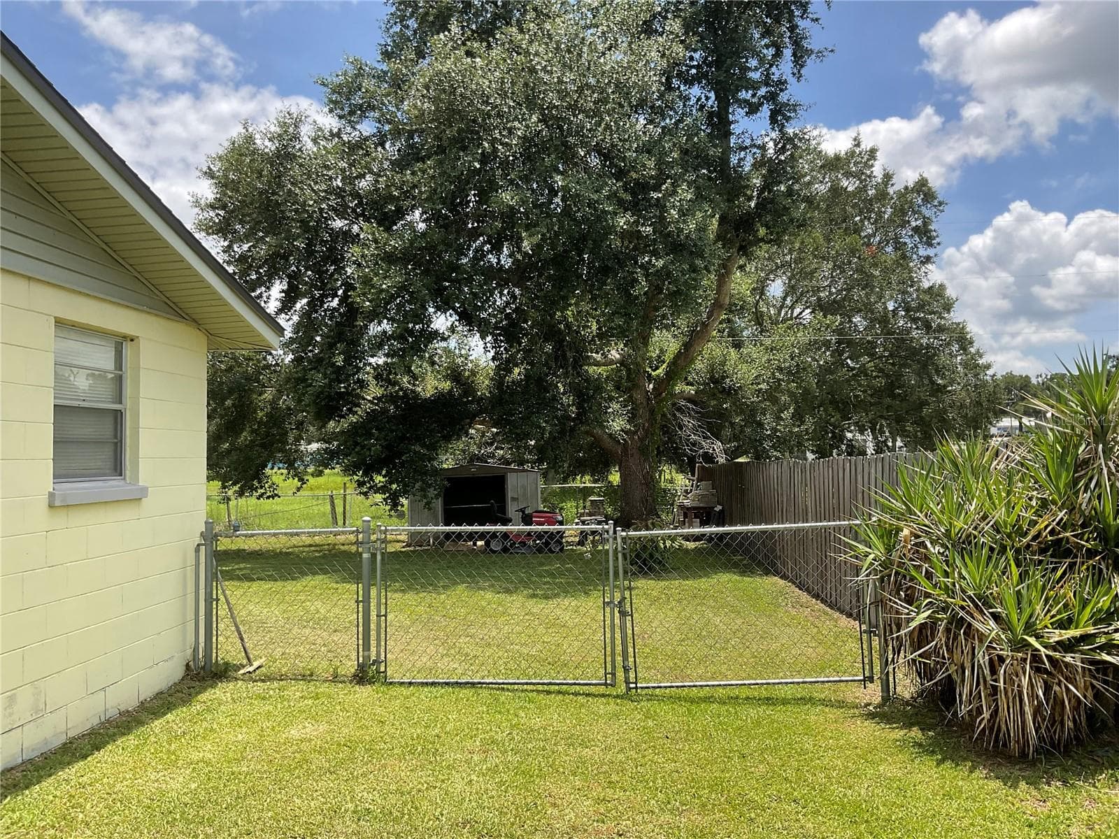 37820 Crystal Way photo 4
