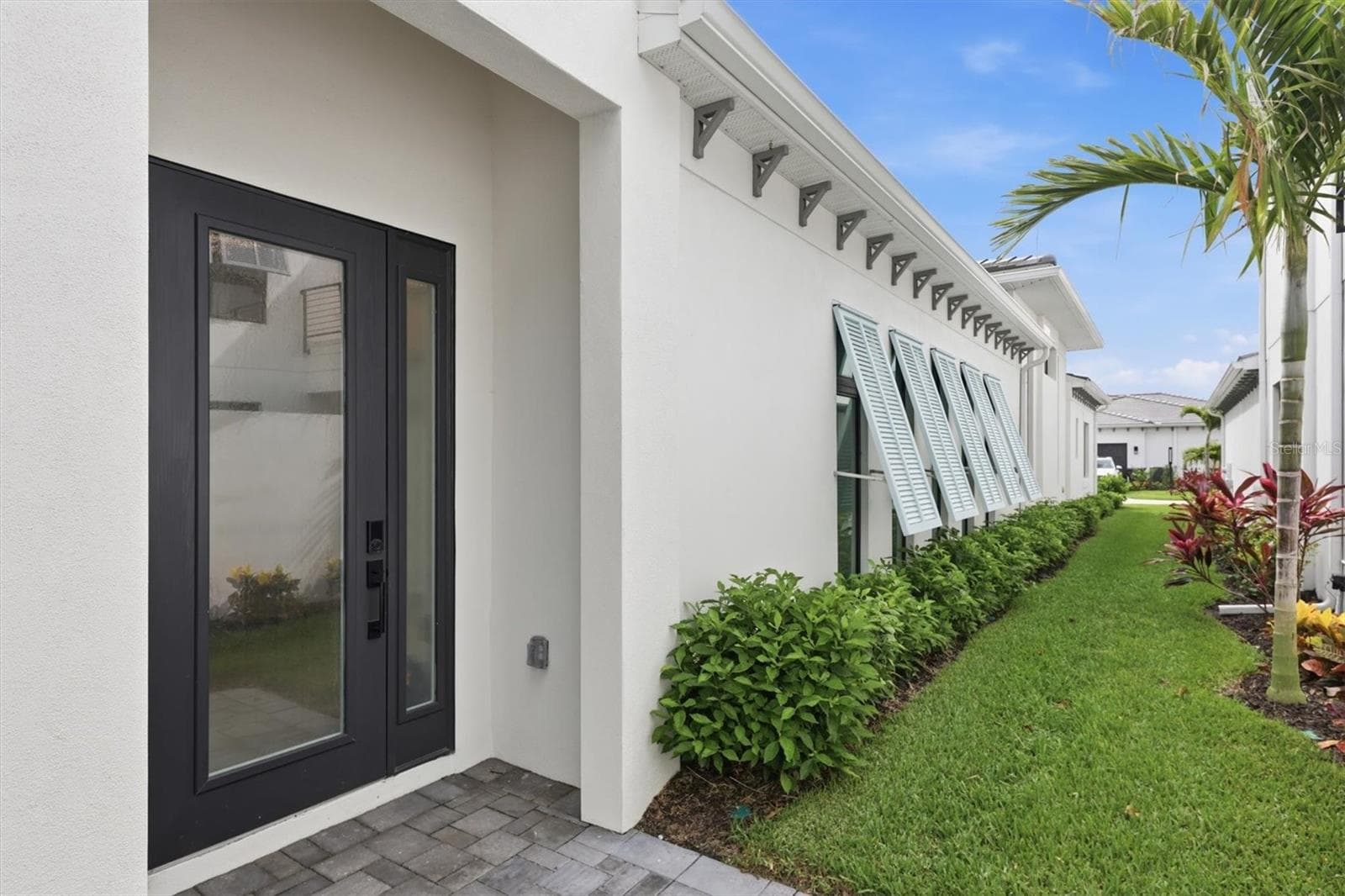 5931 Cat Claw Ln photo 4