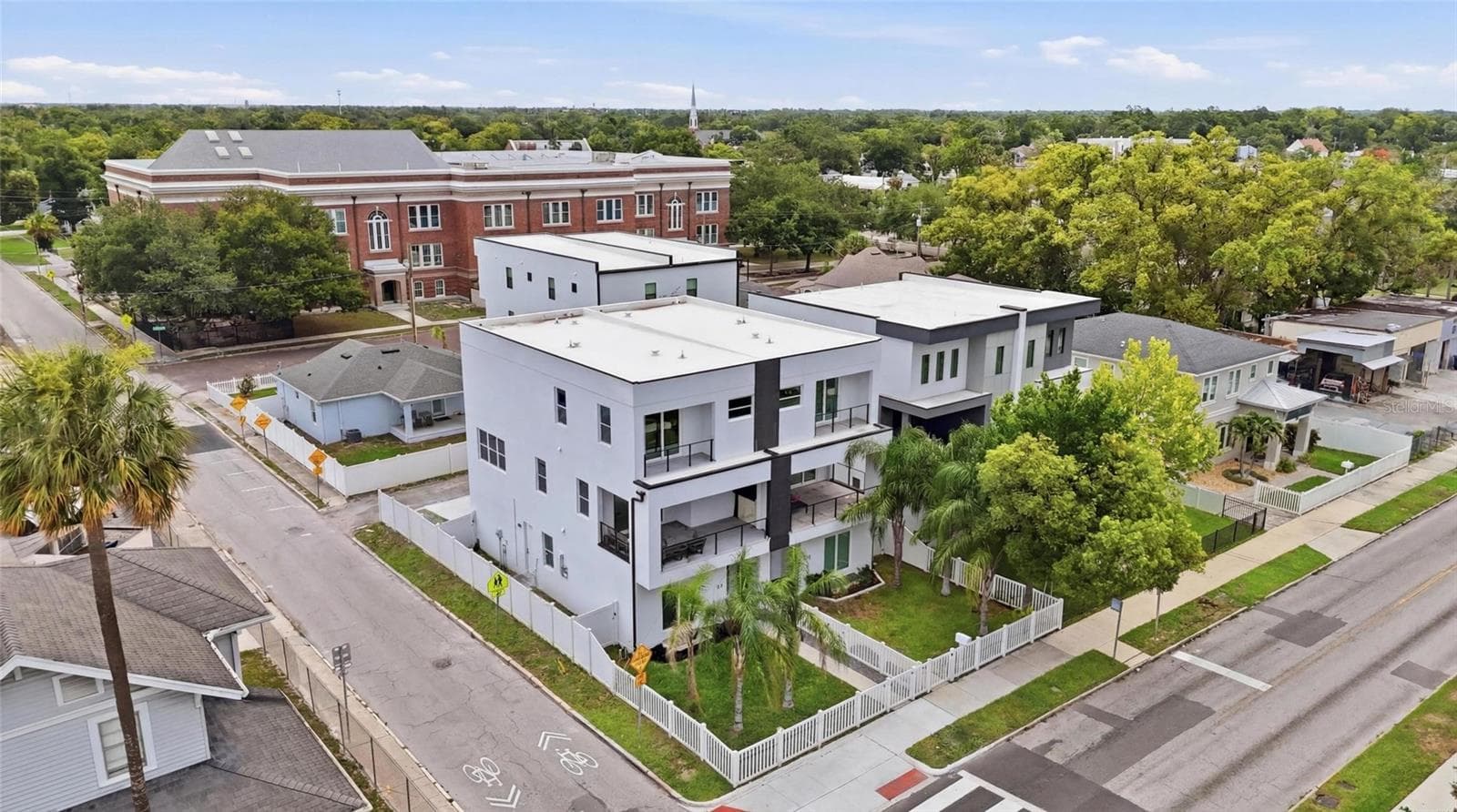 215 W Columbus Dr #2 photo 3