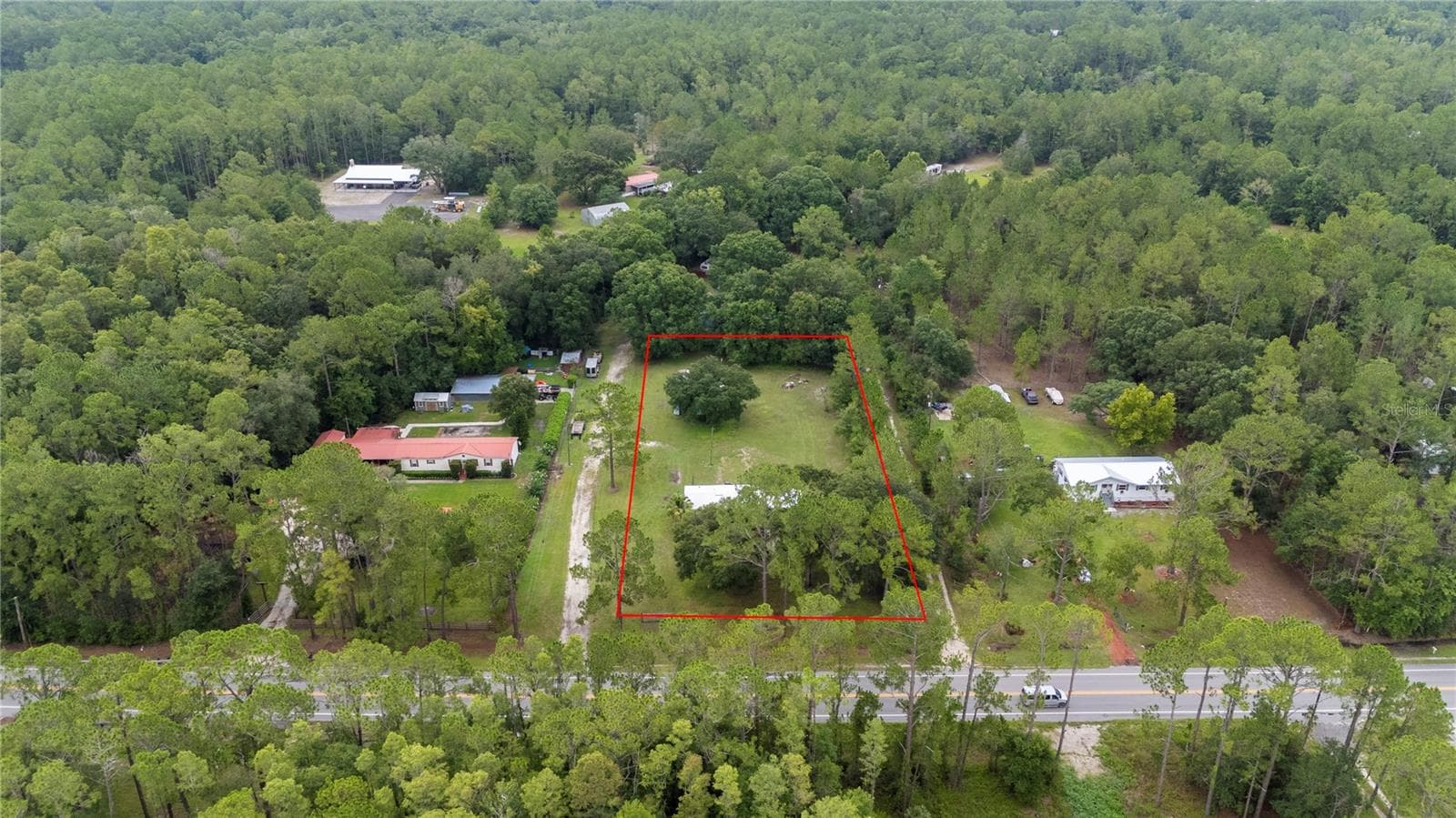 13821 Rockridge Rd photo 2