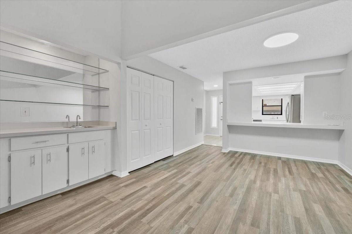 2025 Sylvester Rd #MM4 photo 3