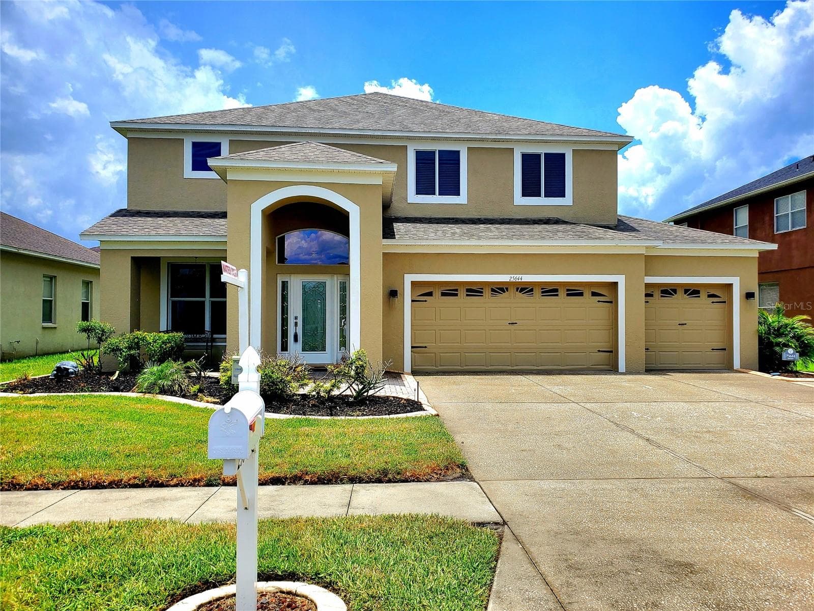 25644 Frith St photo 4