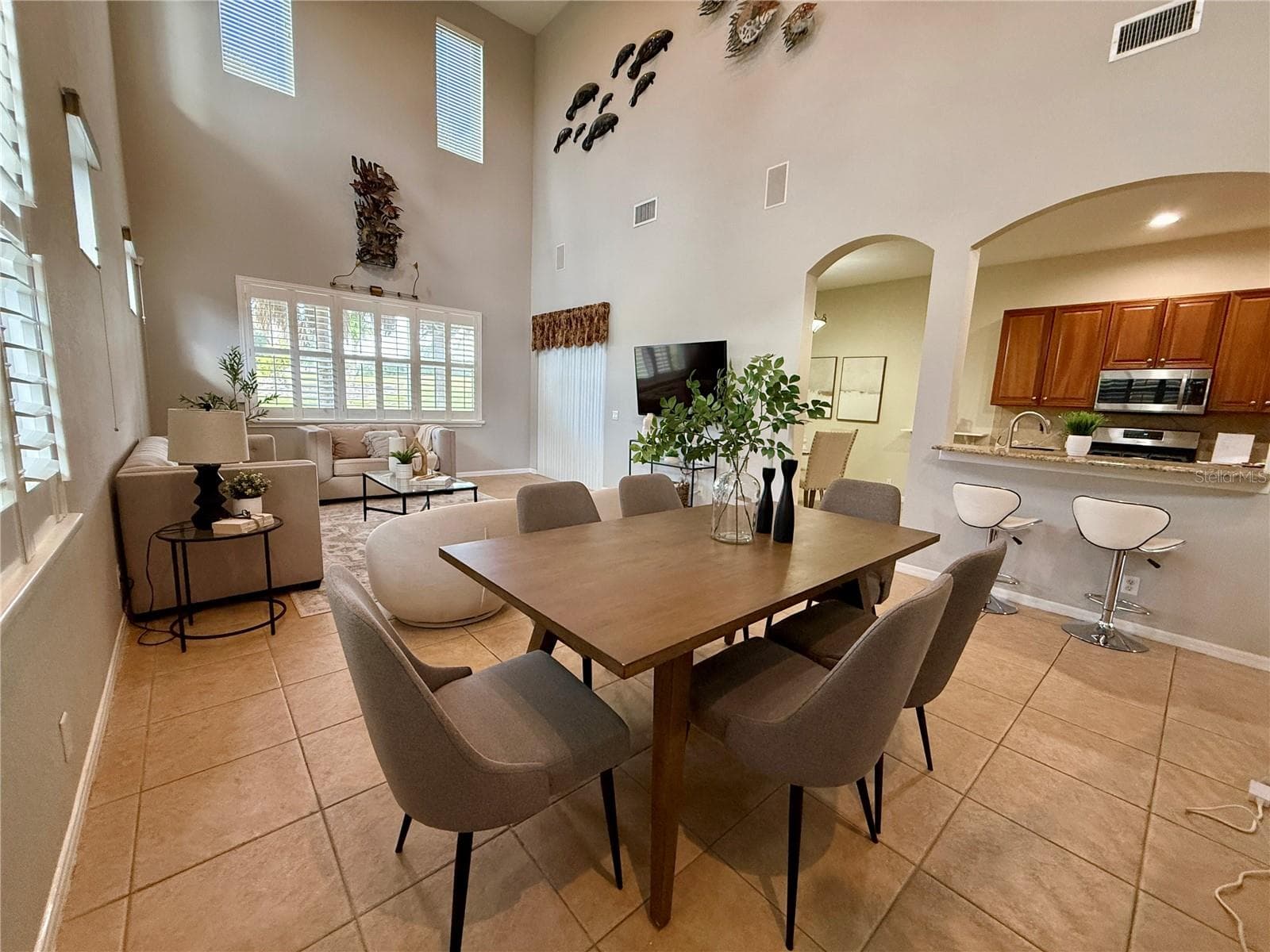 445 Noble Faire Dr photo 3