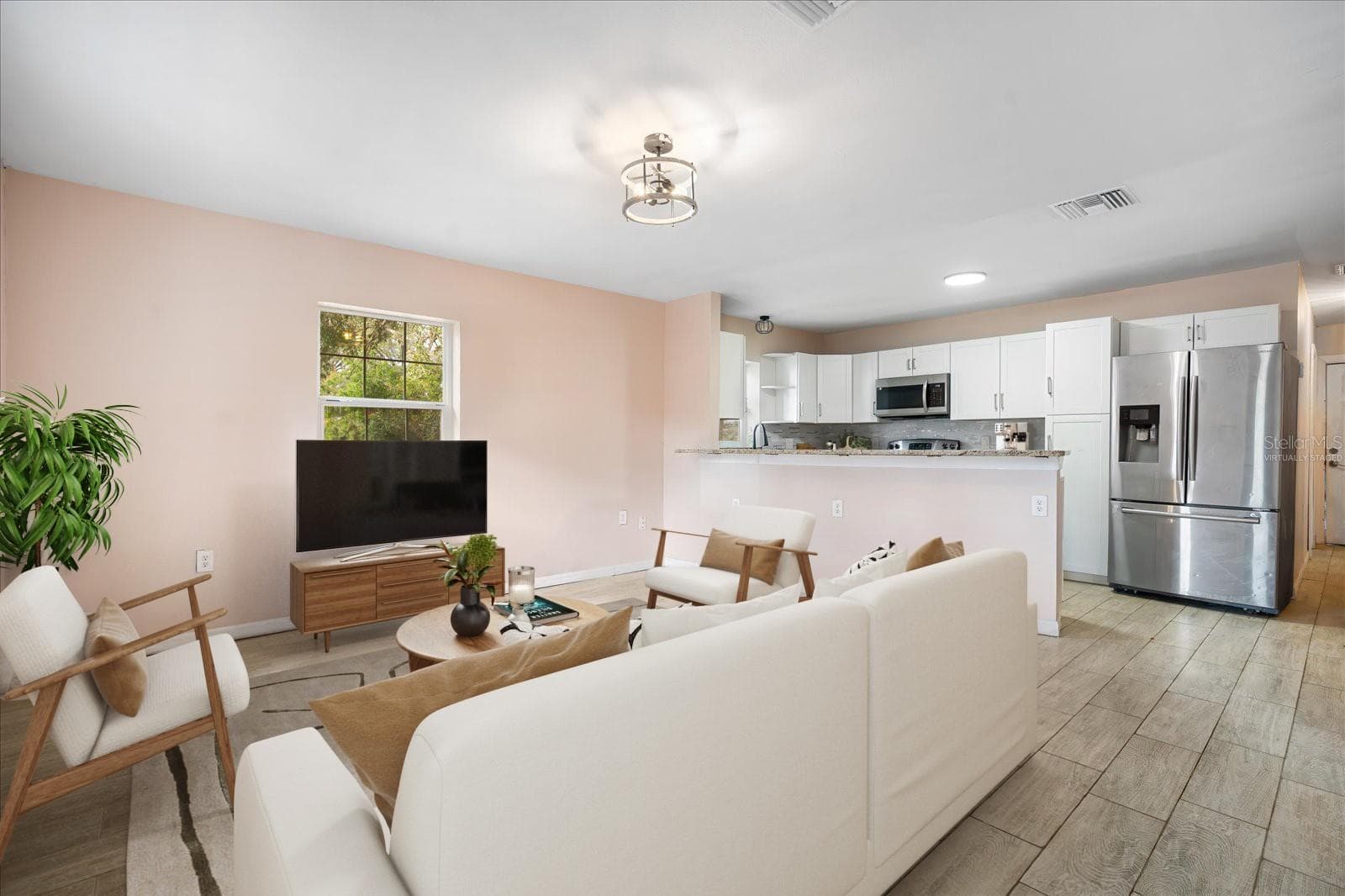 15229 Myrtle St photo 5