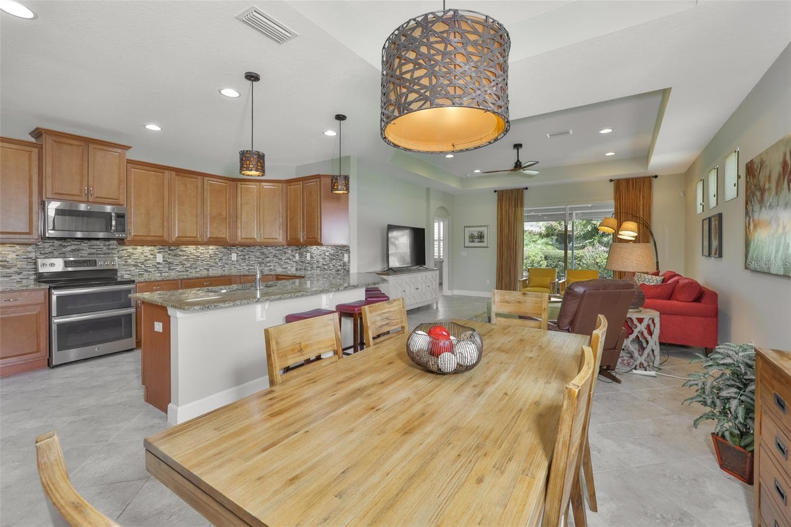 803 Chipper Dr photo 5