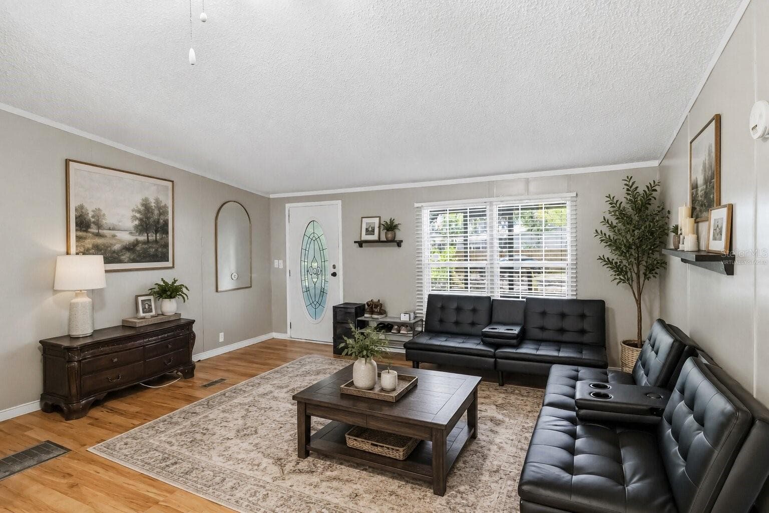 12104 Woodside Dr photo 5