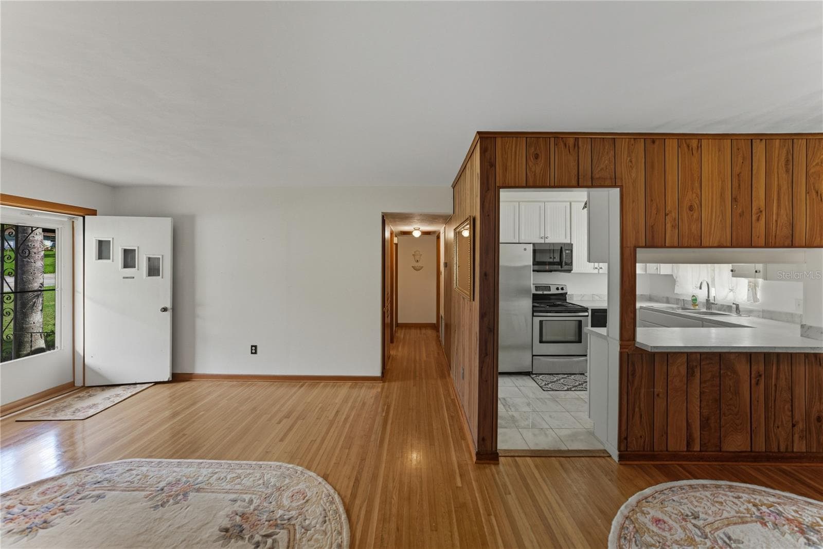 307 Glendale St photo 5