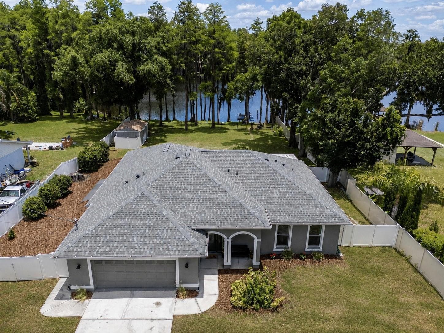 219 Willow Bend Pkwy photo 3