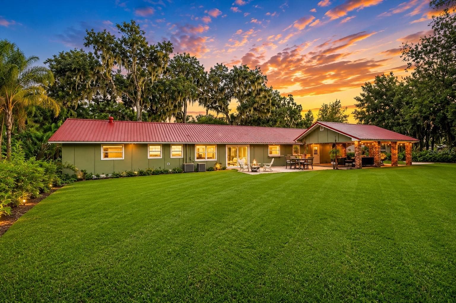 2072 Lake Ariana Blvd photo 4