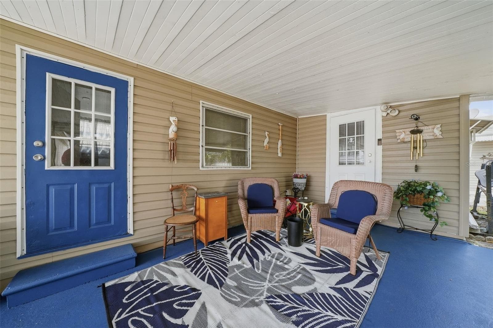 6439 Tower Dr photo 4
