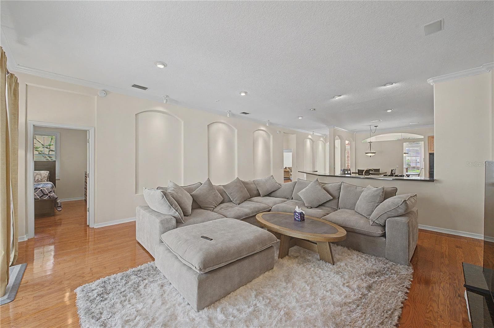 18615 Chemille Dr photo 5