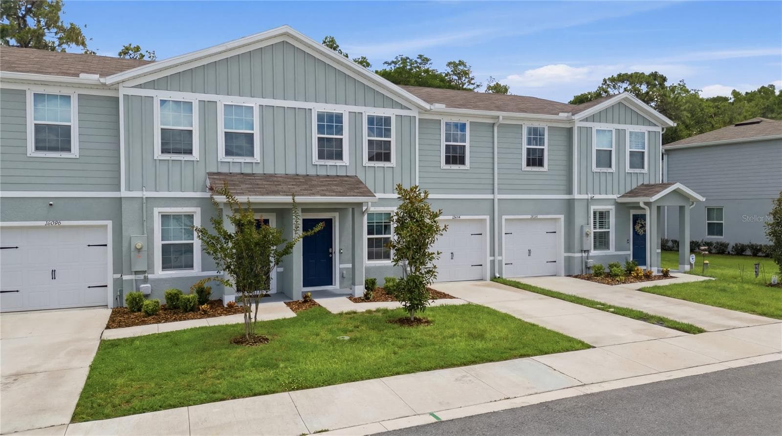 12034 Grizzly Ln photo 2