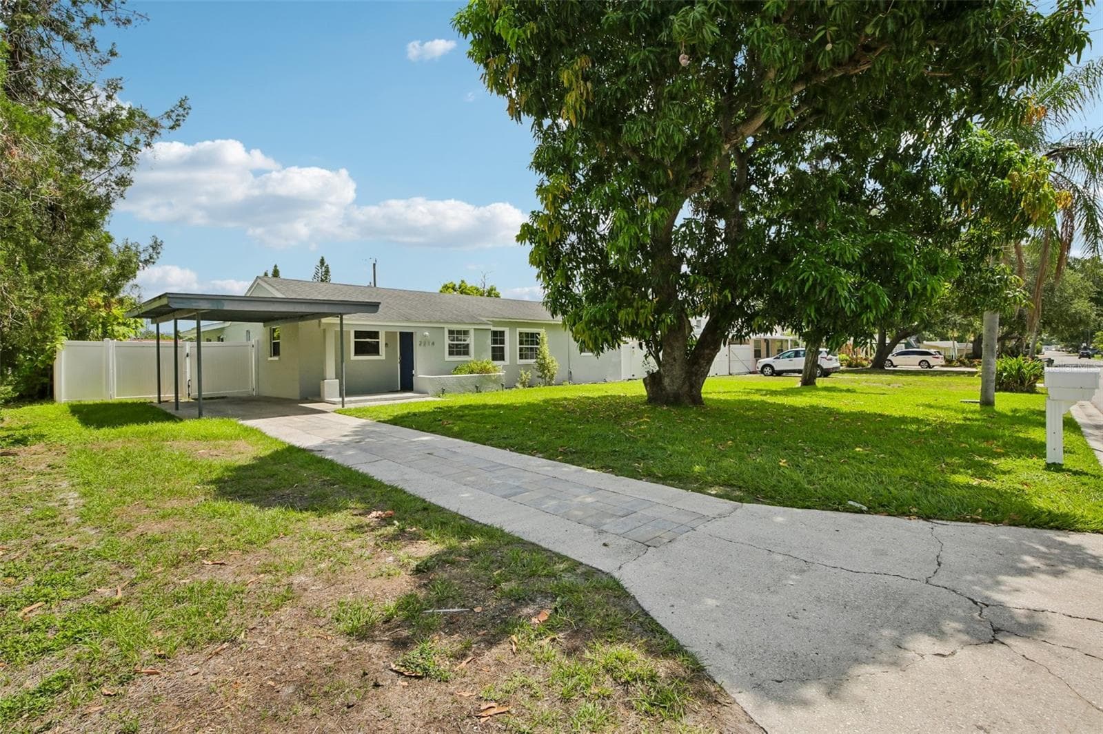2214 23rd Ave W photo 5