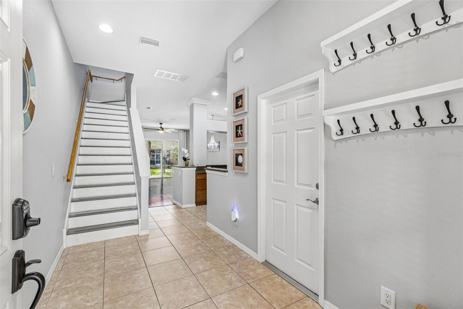 1455 Hidden CT photo 3