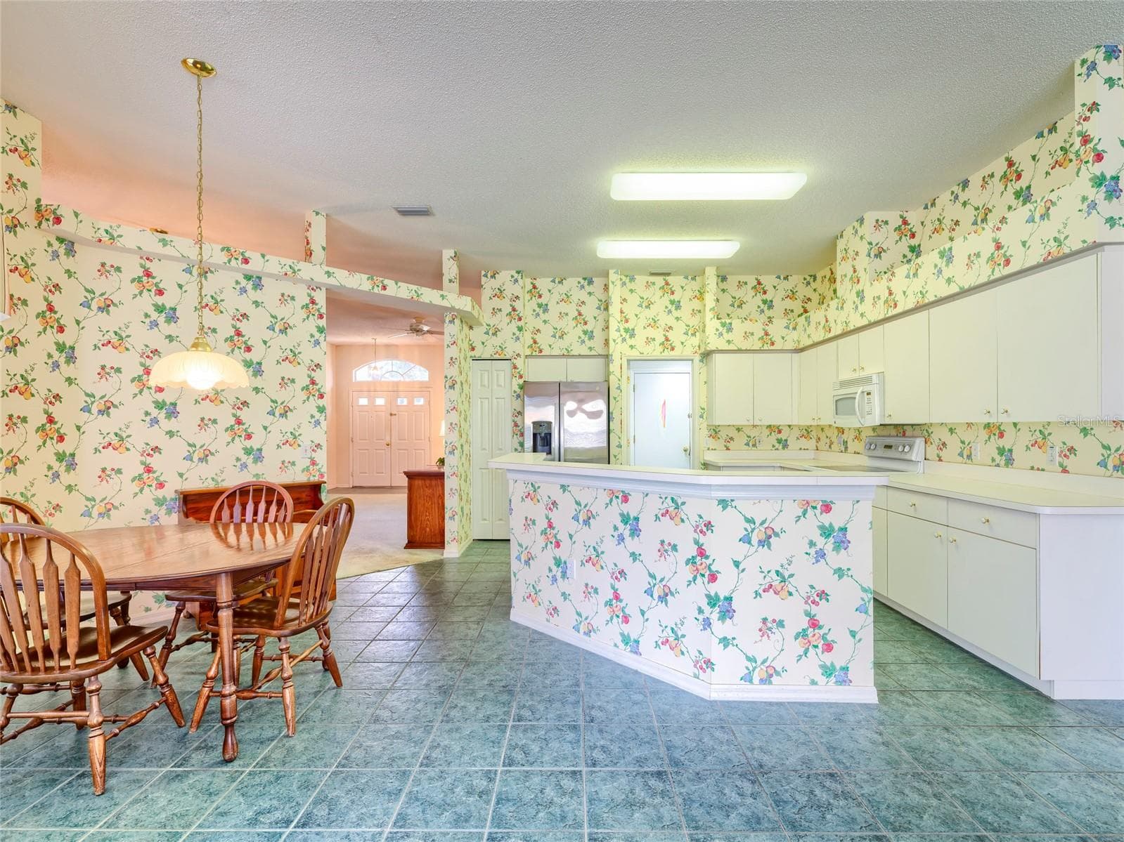 11228 Windrush Cir photo 4