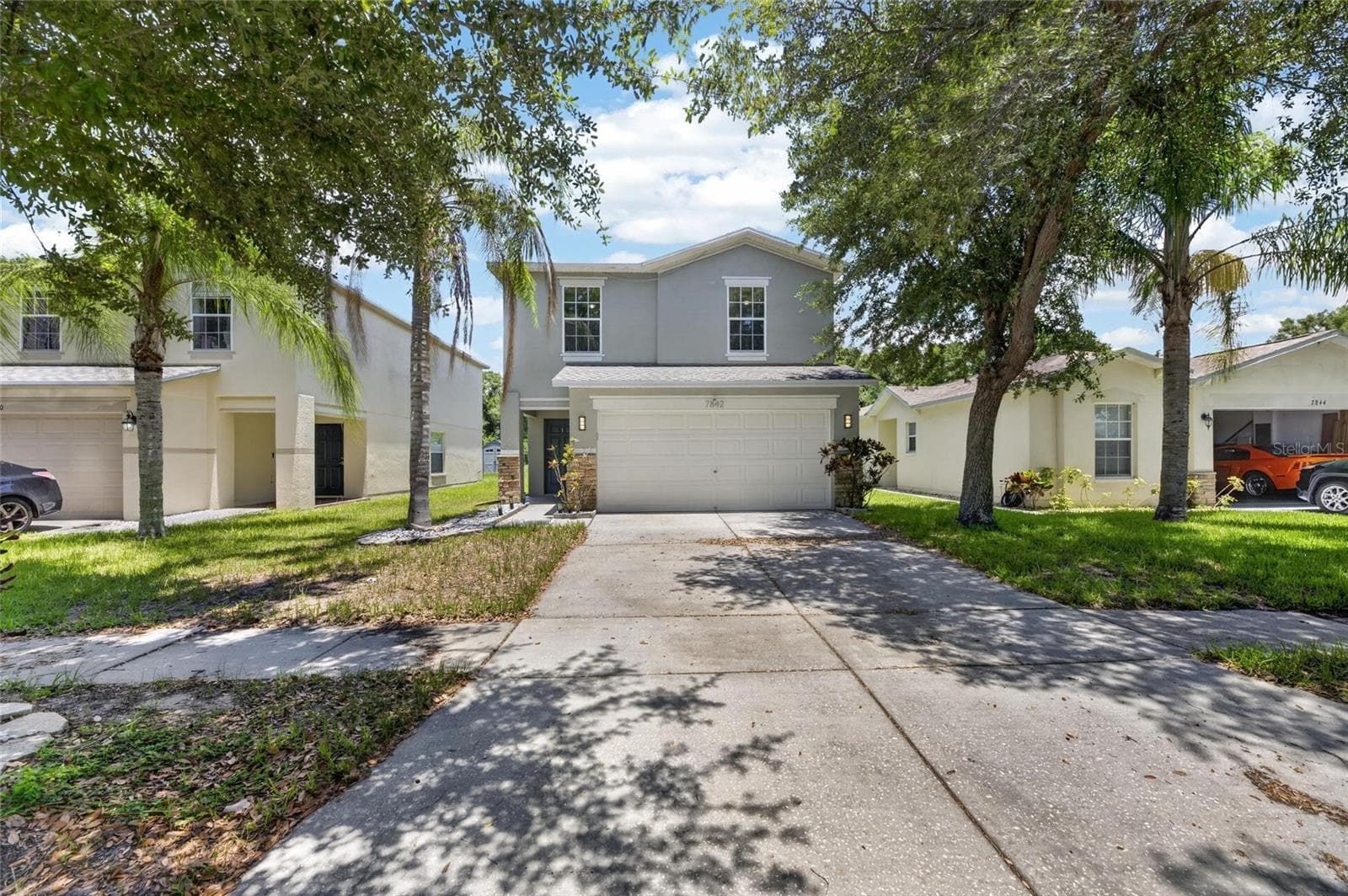 7842 Carriage Pointe Dr photo 4