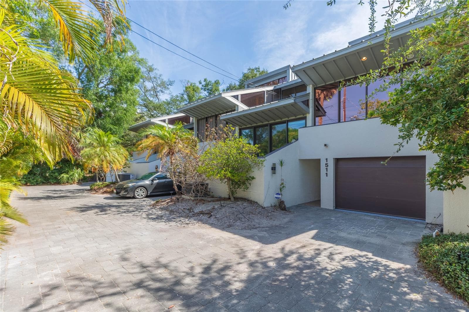 1511 S Bay Villa Pl photo 4