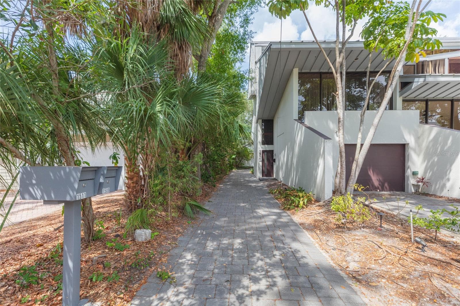 1511 S Bay Villa Pl photo 5
